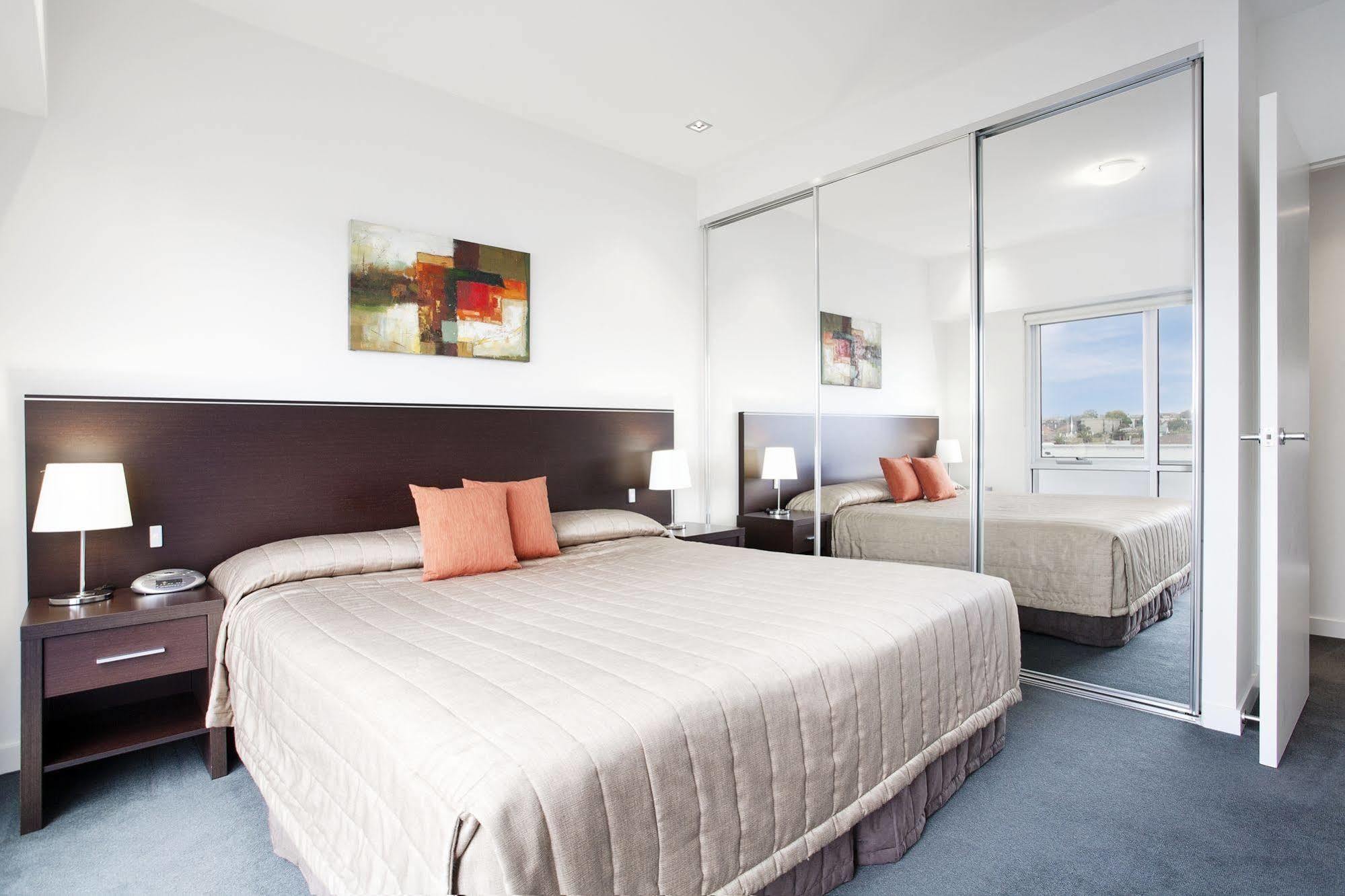 St Kilda Central Apartments Melbourne Exterior foto